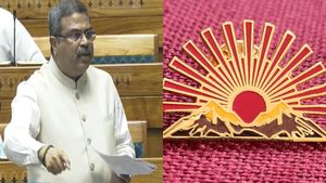 வெடித்து கிளம்பிய எதிர்ப்பு! தர்மேந்திர பிரதான் யூடர்ன்! திமுகவினர் குறித்த கருத்தை திரும்ப பெற்றார்