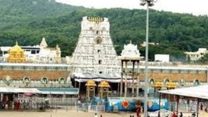 கோடை விடுமுறை! திருப்பதியில் நிரம்பி வழியும் பக்தர்கள் கூட்டம்! தர்ம தரிசனத்திற்கு எத்தனை மணி நேரம்?