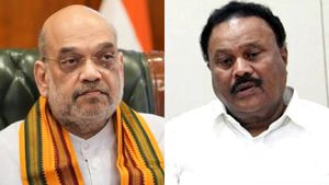 அதிமுக - பாஜக கூட்டணி ஆட்சியா? அமித் ஷா அப்படி சொல்லவில்லை.. ஷாக் கொடுத்த திண்டுக்கல் சீனிவாசன்! 