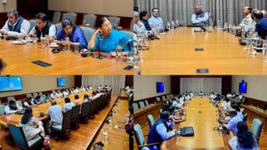  லோக்சபாவில் கடும் எதிர்ப்புக்கு இடையே வக்பு மசோதா தாக்கல்- கச்சத்தீவை முன்வைத்து திமுக வெளிநடப்பு!