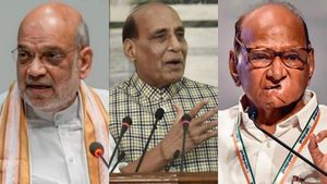  அமித் ஷா, ராஜ்நாத் சிங் முதிர்ச்சியோடு நடந்து கொண்டனர்.. பஹல்காம் தாக்குதல் விவகாரத்தில் சரத் பவார்