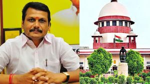 செந்தில் பாலாஜியின் ஜாமீனை ரத்து செய்ய கோரிய வழக்கு.. கடைசி நேரத்தில் சுப்ரீம் கோர்ட் எடுத்த முடிவு!