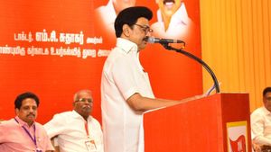 “என் பெயர் ஸ்டாலின்.. உங்களில் பாதி”.. மார்க்சிஸ்ட் மாநாட்டு அரங்கத்தை அதிரவிட்ட முதல்வர் ஸ்டாலின்