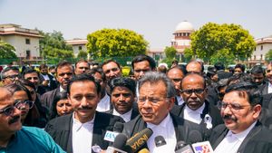 இந்திய வரலாற்றிலேயே முதல் முறை! காஷ்மீர் தாக்குதலையடுத்து உச்சநீதிமன்றம் செய்த விஷயம் என்ன தெரியுமா? 