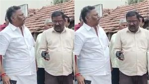 மதுரை பெண் ஆர்டிஓவிடம் பாஜக நிர்வாகி நடந்து கொண்ட விதம்..  வருவாய்த் துறை அலுவலர் சங்கம் கண்டனம்