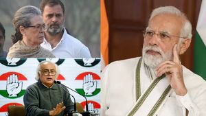 சோனியா  - ராகுல் மீது குற்றப்பத்திரிகை.. பிரதமரை விளாசிய காங்கிரஸ்..  ஜெய்ராம் ரமேஷ் ‛அட்டாக்’