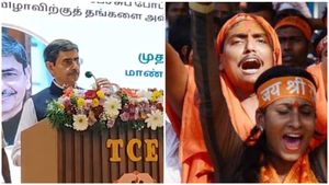 கல்லூரி மாணவர்களை.. 'ஜெய் ஸ்ரீராம்' கோஷம் போட வைத்த ஆளுநர் ஆர்.என்.ரவி?