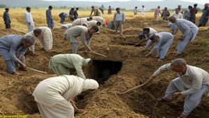 பதுங்கு குழிகள் ரெடி.. கோதுமையை சீக்கிரமே அறுவடை செய்யும் மக்கள்! எல்லையோர மாவட்ட லைவ் ரிப்போர்ட்