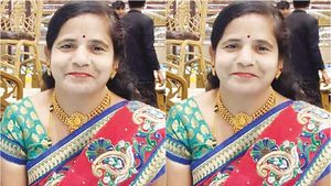 பெங்களூர் லதா வீட்டில் கோடிக்கணக்கில் தங்கம்.. வாயில் துணியை திணித்து.. மிருகங்கள் செய்த வேலை  
