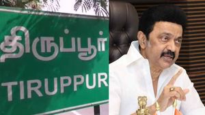 திருப்பூரில் பாலம் கட்ட தோண்டிய பள்ளத்தில் விழுந்து தம்பதி பலி.. உடனடியாக ஸ்டாலின் போட்ட உத்தரவு 