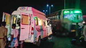 அரசு பஸ் - டெம்போ டிராவலர் நேருக்கு நேர் மோதல்.. தஞ்சை செங்கிப்பட்டி அருகே பயங்கர விபத்து.. 4 பேர் பலி!