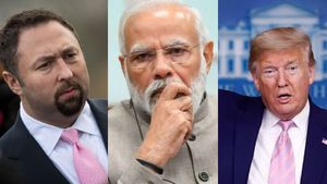 கைவிட்டு போன அமெரிக்கா? டிரம்ப்பின் மூளையை தட்டி தூக்கியது இந்தியா.. களமிறக்கப்பட்ட லாபியிஸ்ட்!