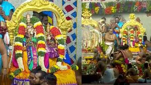 மதுரை சித்திரை திருவிழா.. கோலாகலமாக நடந்த மீனாட்சி சுந்தரேசுவரர் திருக்கல்யாணம்! குவிந்த பக்தர்கள் 