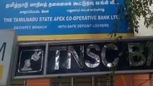 கூட்டுறவு வங்கிகளில் 30 லட்சம் வரை கடன்! தூத்துக்குடி கலெக்டர் குட் நியூஸ்.. யார் விண்ணப்பிக்கலாம்