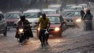 நைட் முழுக்க கொட்டப் போகுது மழை.. கோவை டூ குமரி வரை 14 மாவட்டங்களுக்கு பறந்த அலர்ட்!
