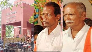பாதை தகராறில் பாய்ந்த அரிவாள்.. மிலிட்டரி காரரின் வெறிச்செயல்! பறிபோன 2 உயிர்கள்! திகுதிகு தேனி!