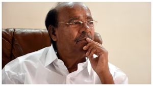 பாமக கூட்டம்.. காற்று வாங்கிய தைலாபுரம்.. ராமதாஸ் அழைப்பை புறக்கணித்த மாவட்ட நிர்வாகிகள்