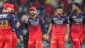 RCB: 17 வருடத்தில் ஒரு கப் கூட இல்லை.. ஆனாலும் சரியாத 