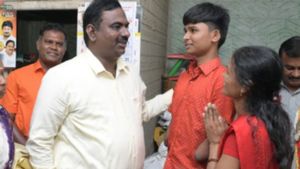 கீர்த்தி வர்மாவுக்கு இன்றே லேப்டாப்.. வீடு, உறுப்பு மாற்று சிகிச்சை.. ஒரே நாளில் வாழ்க்கையே மாறுது!