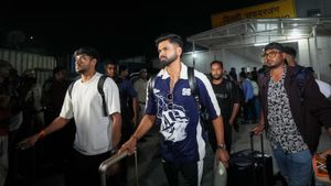 வந்தே பாரத் ரயில் மூலம் பத்திரமாக டெல்லி வந்த ஐபிஎல் வீரர்கள்.. ஒரு வாரத்துக்கு போட்டிகள் சஸ்பெண்ட்!