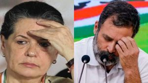 அடி மேல் அடி.. சோனியா - ராகுலுக்கு நீதிமன்றம் அதிரடி நோட்டீஸ்.. நேஷனல் ஹெரால்டு வழக்கில் சிக்கல்