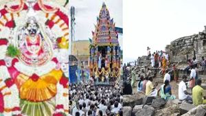 தேனியில் 2 நாளும் ஜாலி.. அரசு ஊழியர்களுக்கும் தித்திப்பு நியூஸ்... நம்ம வீரபாண்டி கோயில்ல விசேஷமுங்க