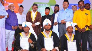 திருச்சி அரபிக் கல்லூரியில் முப்பெரும் விழா! பட்டங்கள் வழங்கப்பட்டன