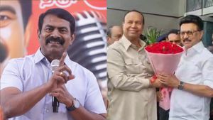 ED நடத்திய ரெய்டு.. டெல்லிக்கு ஓடி மோடியை பார்க்கிறார் மு.க.ஸ்டாலின்.. சீமான் சொன்ன கணக்கு!