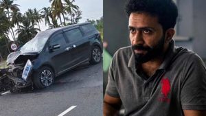 Shine Tom chacko: 