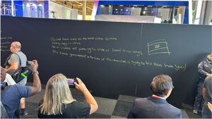 பிரான்சின் பாரீஸ் நகரத்தில் நடக்கும் ஏர் ஷோவில் இஸ்ரேல் நிறுவனங்களுக்கு தடை! இது எப்படி இருக்கு?