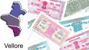 வேலூரில் தாலுகா ஆபீசுக்கு அவசர அவசரமாக வந்த சோனியா.. நிலம் பட்டா இருக்கா இல்லயா? பரபரத்த குடியாத்தம்