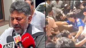 10 உடல்களை பார்த்தேன்.. குழந்தைகளும் இறந்துட்டாங்க.. கண்ணீர் விட்டு அழுத டிகே சிவக்குமார்