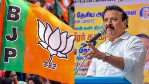 மதுரை தெற்கு தொகுதி.. அதிமுகவின் கோட்டையை குறி வைத்த பாஜக.. காய் நகர்த்தும் முக்கிய நிர்வாகி! 
