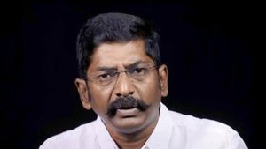 வேகமெடுக்கும் சவுக்கு சங்கர் வழக்கு..புயல் வேகத்தில் சைபர் கிரைம் கிரைம் போலீஸ்! அடுத்தடுத்து ஆக்சன்