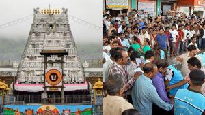 ஆனி 1ஆம் தேதி! திருப்பதி ஏழுமலையானை தரிசிக்க அலைமோதிய கூட்டம்! சர்வ தரிசன பக்தர்கள் அவதி