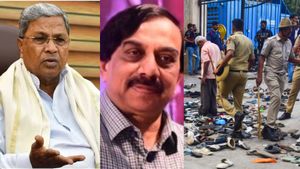 கேட்கலையே.. கூட்ட நெரிசலில் 11 பேர் பலியாக காரணமான சித்தராமையாவின் அரசியல் செயலாளர் பணி நீக்கம்