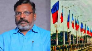 திடீரென எழுந்த ”நாளைய பிரதமரே” கோஷம்! சட்டென திரும்பி முறைத்த திருமாவளவன்