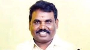 மோசடி புகாரில் அதிமுக முன்னாள் சேர்மன் கைது.. காலை நடைபயிற்சியின்போதே தூக்கியது போலீஸ்!