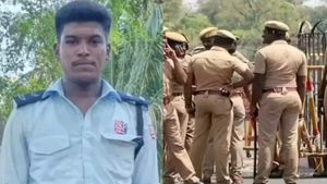 போலீசாரிடம் இருந்து தப்பிக்க முயன்றபோது வலிப்பு ஏற்பட்டு அஜித் குமார் பலி.. போலீஸ் FIR-ல் தகவல்!