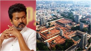 இனிமே நம்ம தான்.. டிக் அடித்த விஜய்.!மதுரையை ரவுண்ட் கட்டும் அரசியல் கட்சிகள்! இவ்வளவு வரலாறா?