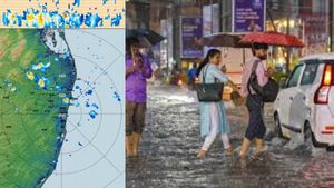 அடுத்த 2 மணி நேரம்.. இடி, மின்னலுடன் 21 மாவட்டங்களில் மழை விட்டு விளாச போகுது.. சென்னைக்கும் அலர்ட் 