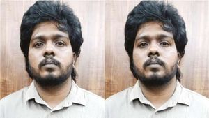 கோவையில் வாடகை வீடு.. வேலைக்கே போகாமல் தினமும் கொட்டிய பணம்.. மாற்றி யோசித்த 25 வயது இளைஞர் கைது