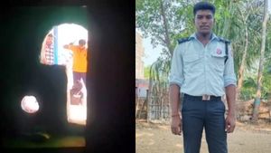 திருப்புவனம் அஜித் குமாரை போலீசார் அடித்ததை வீடியோ எடுத்த நபருக்கு ஆபத்து? 