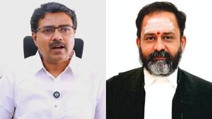 “என் தீர்ப்புகள் சாதிய ரீதியில் உள்ளதா?” வழக்கறிஞர் வாஞ்சிநாதனிடம் நீதிபதி ஜிஆர் சுவாமிநாதன் கேள்வி!