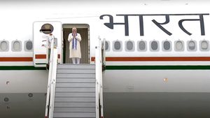 இங்கிலாந்து, மாலத்தீவுக்கு செல்லும் பிரதமர்  மோடி.. மொத்த இந்தியாவும் கவனிக்க வேண்டிய  ஒப்பந்தம்
