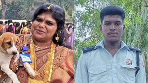 குலதெய்வம் சத்தியமாக.. அஜித் குமாரை விசாரிக்க டெல்லி அதிகாரியிடம் பேசினேனா? நிகிதா விளக்கம்!