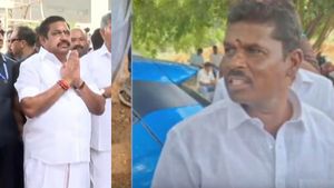 எடப்பாடி கூட்டத்தில் கோவை அதிமுகவினருக்கு காத்திருந்த ஷாக்.. 3 பேரிடம் 2 லட்சம் பிக் பாக்கெட்!