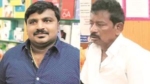 சாத்தான்குளம் தந்தை, மகன் கொலை வழக்கு: ஸ்ரீதர் அப்ரூவராக மாற ஜெயராஜின் மனைவி, சிபிஐ எதிர்ப்பு 