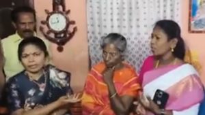 அஜித் குமார் வீட்டில் திலகபாமா சொன்ன வார்த்தை.. உடனே குறுக்கே வந்த திமுக MLA தமிழரசி.. பரபரப்பு!