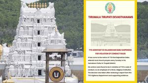 திருப்பதி தேவஸ்தான அதிகாரி ராஜசேகர் பாபு.. சொந்த ஊரில் தேவாலயத்தில் வழிபாடு.. உடனே பணியிடை நீக்கம்